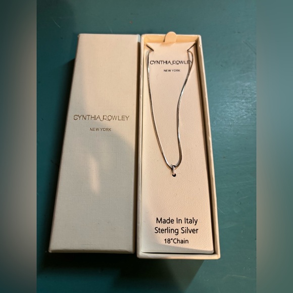 Cynthia Rowley Chain - Picture 1 of 5